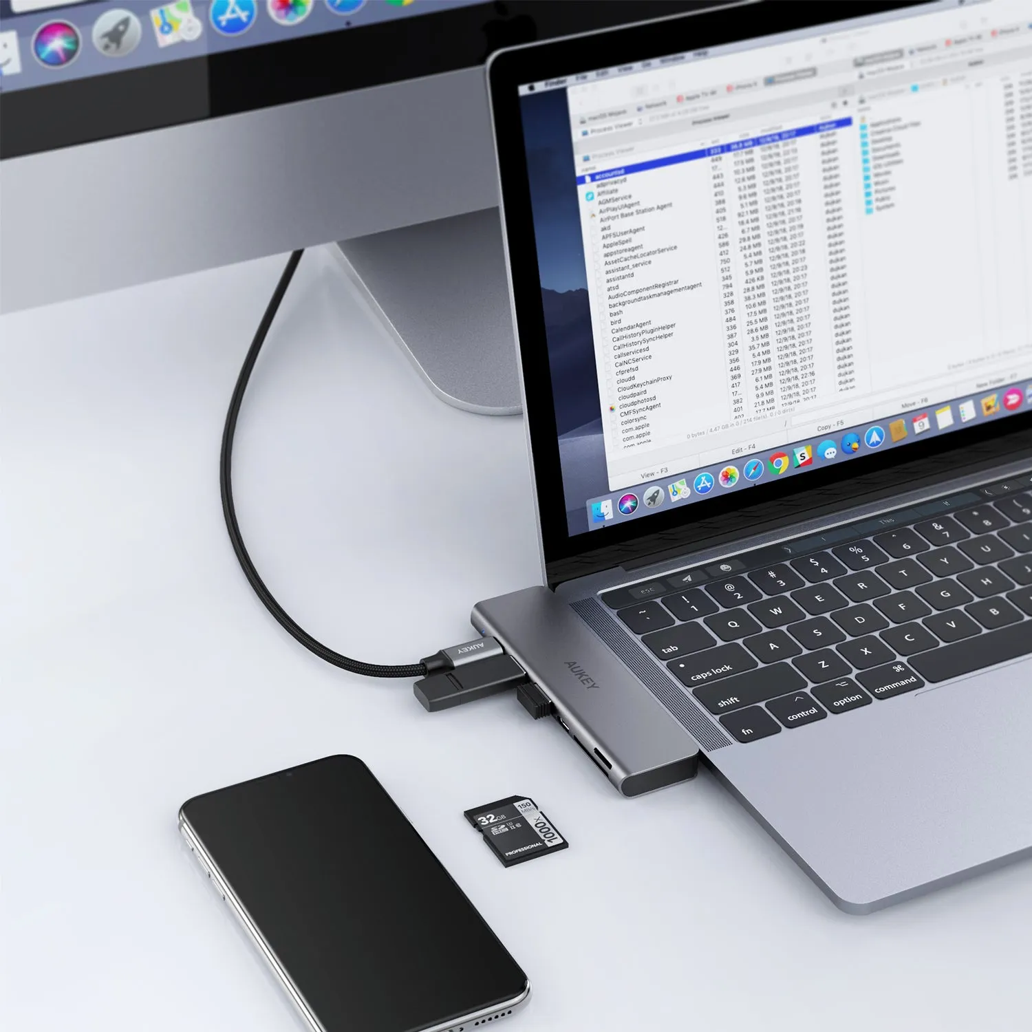CB-C76 Type C to USB 3.0 7-in-1 Thunderbolt 3 Hub, Aluminium Grey