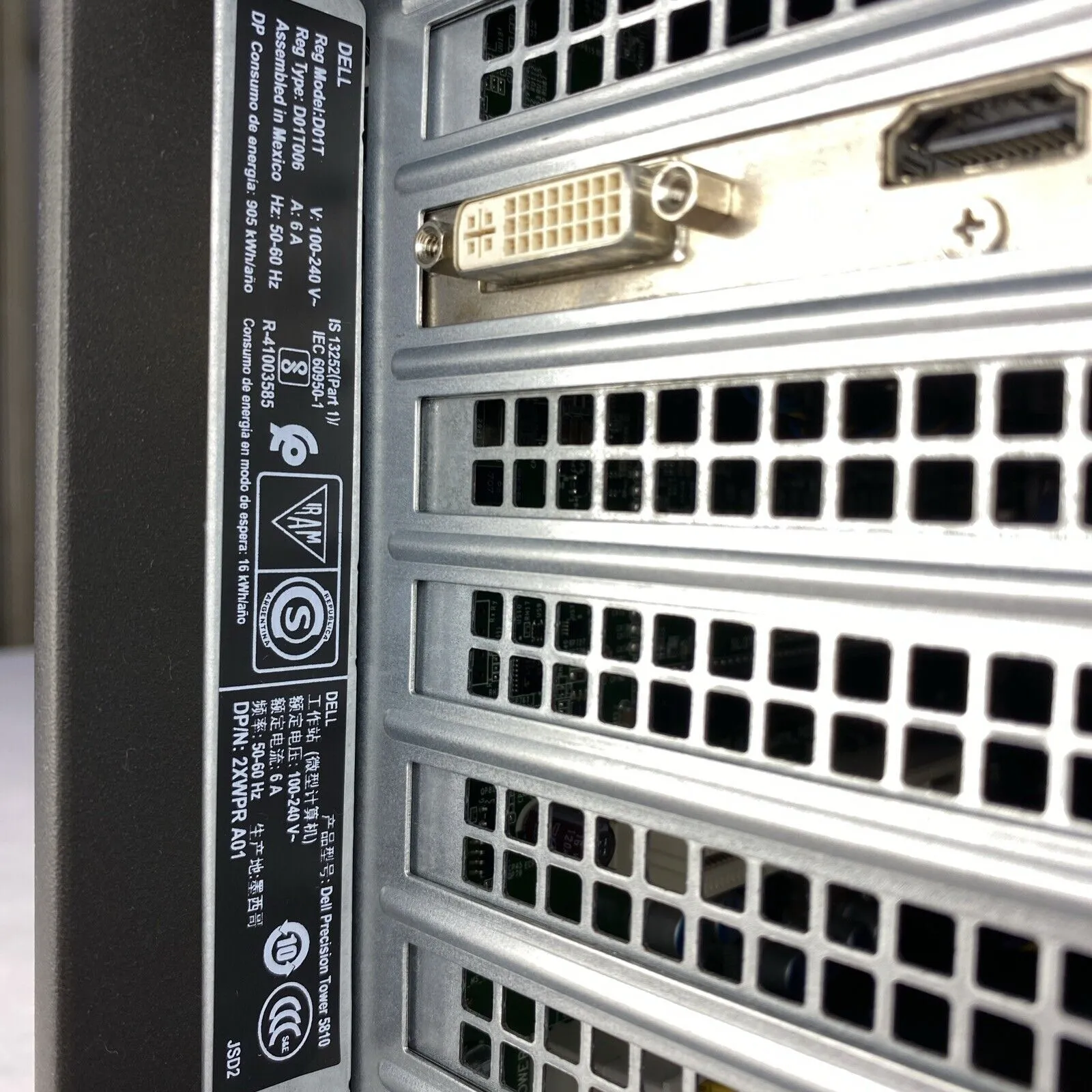 Dell Precision Tower 5810 Intel Xeon E5-1603 v3 2.80GHz 64GB RAM No HDD OS