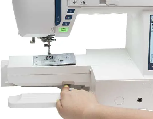 Janome S9, Skyline, Janome High-End Sewing and Embroidery Machine    Machine included 3 free apps  1 Year training