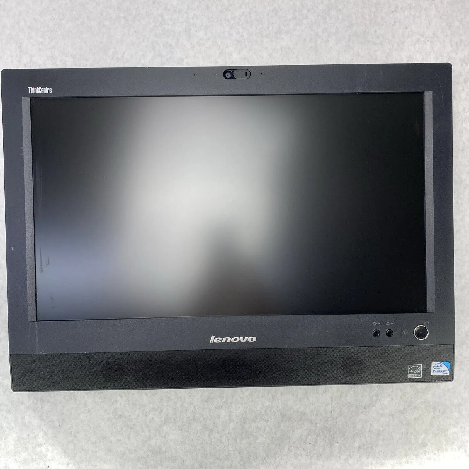 Lenovo ThinkCentre M72z 20" AIO Pentium G2020 2.90GHz 4GB RAM No Stand No HDD OS