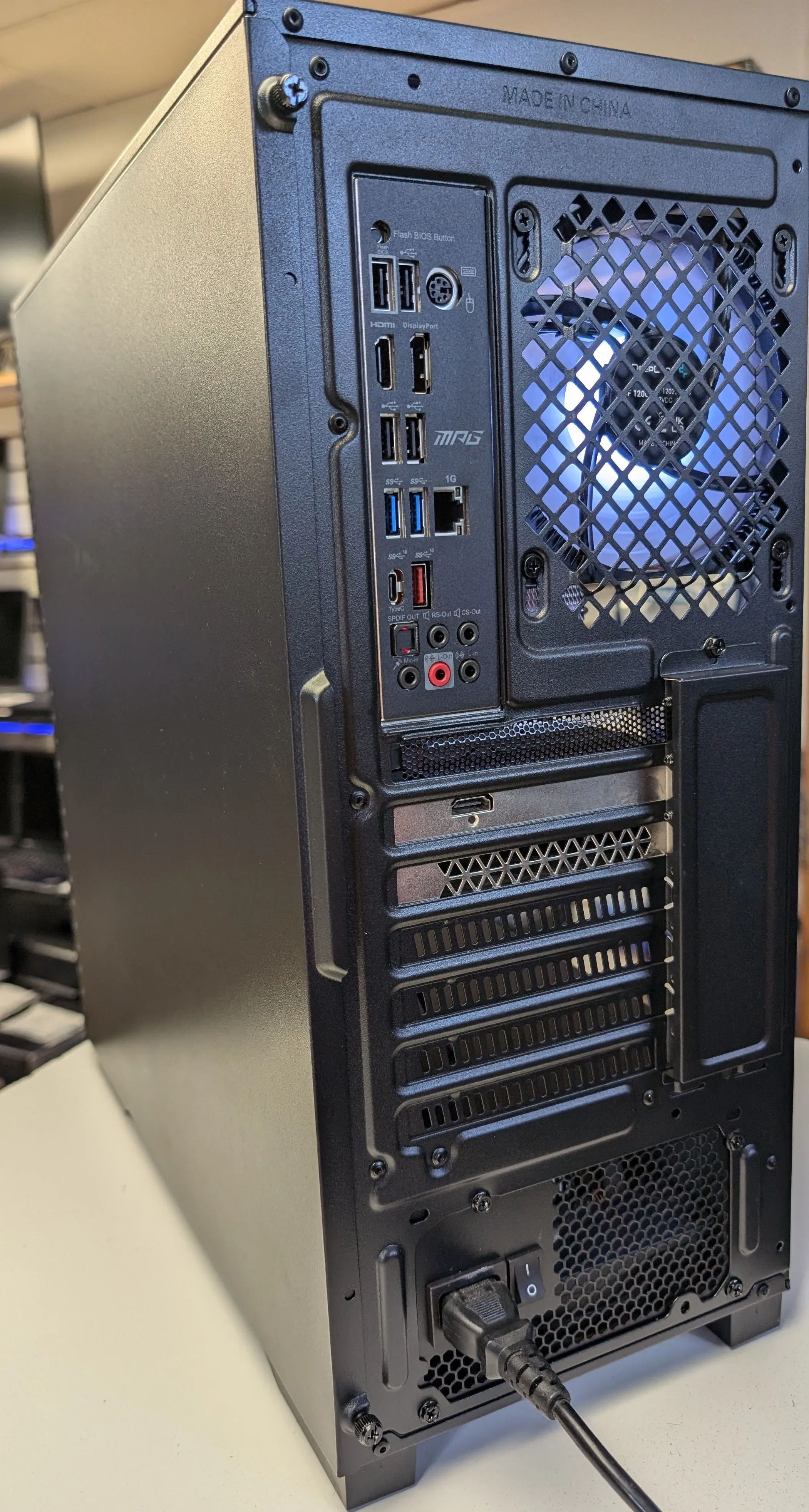 PC GAMING Ryzen 5 3500X RTX 3060M 6GB 32GB DDR4 3200Mhz SSD 1TB