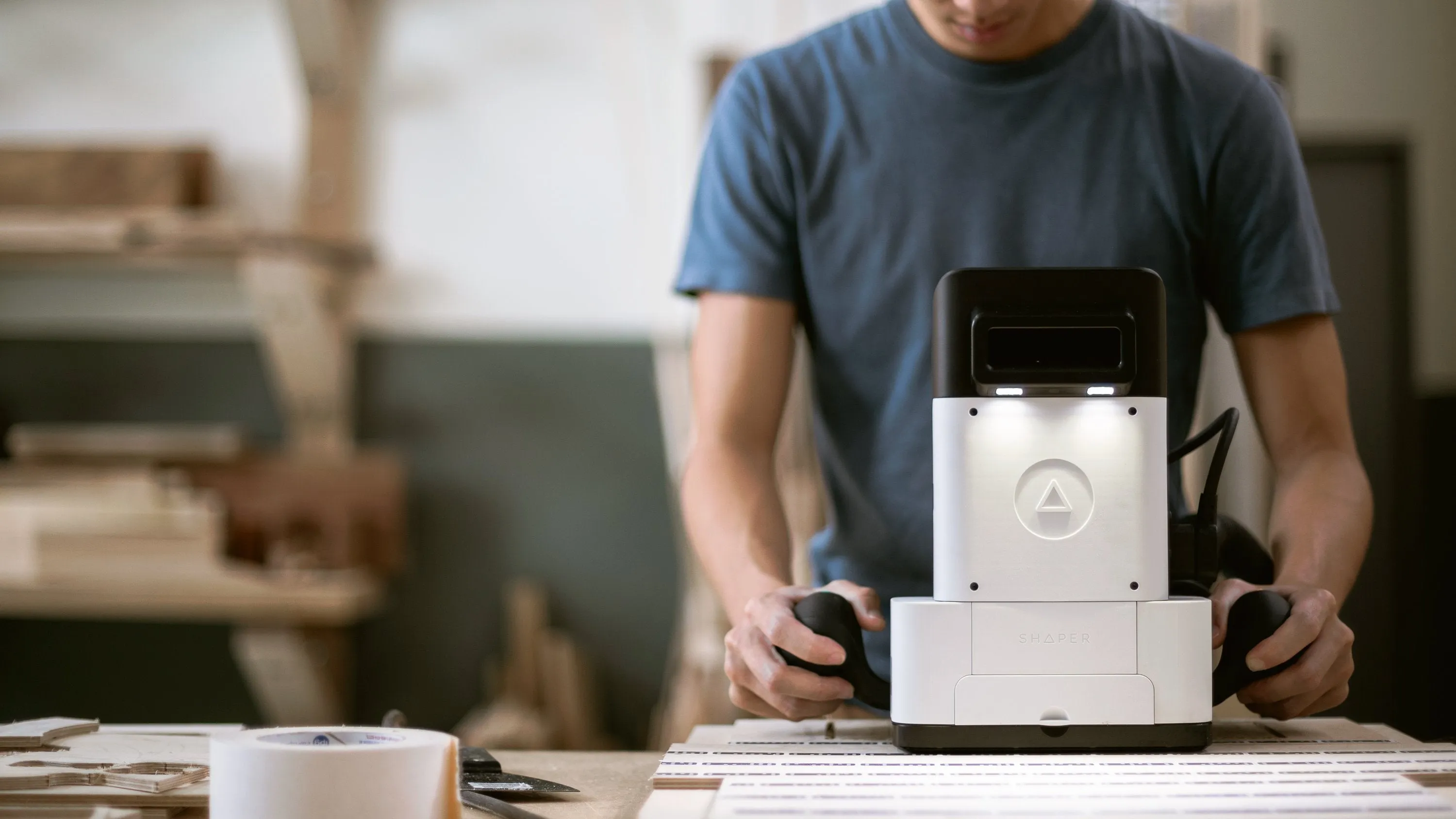 Shaper Tools - The Shaper Origin - Handheld CNC Router